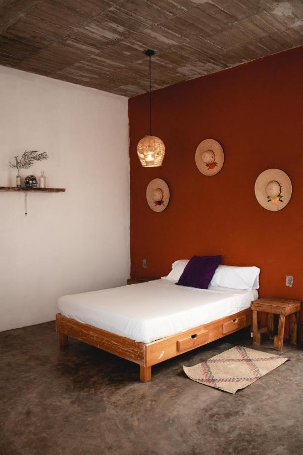 Casa De Huespedes Colmena Hotel Tlayacapan Exterior photo
