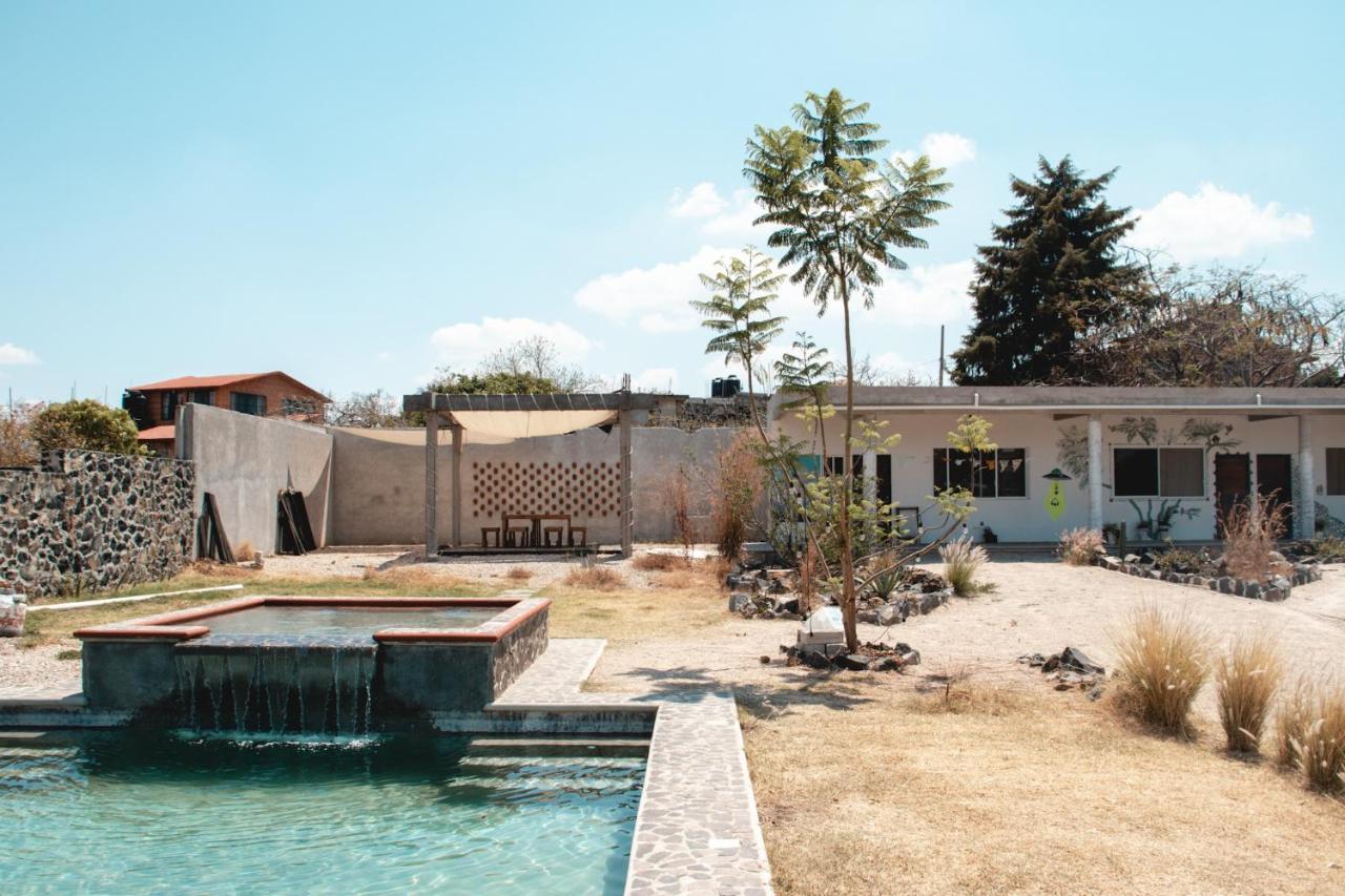 Casa De Huespedes Colmena Hotel Tlayacapan Exterior photo